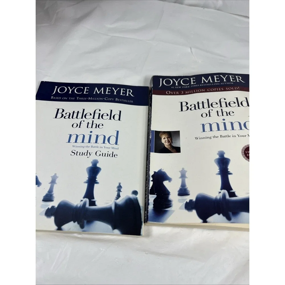Battlefield of the Mind: Winning the Battle by Joyce Meyer Paperback & Study Gui